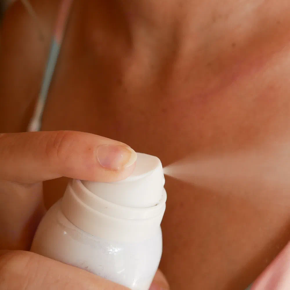 Bare Naked SPF 30 Spray